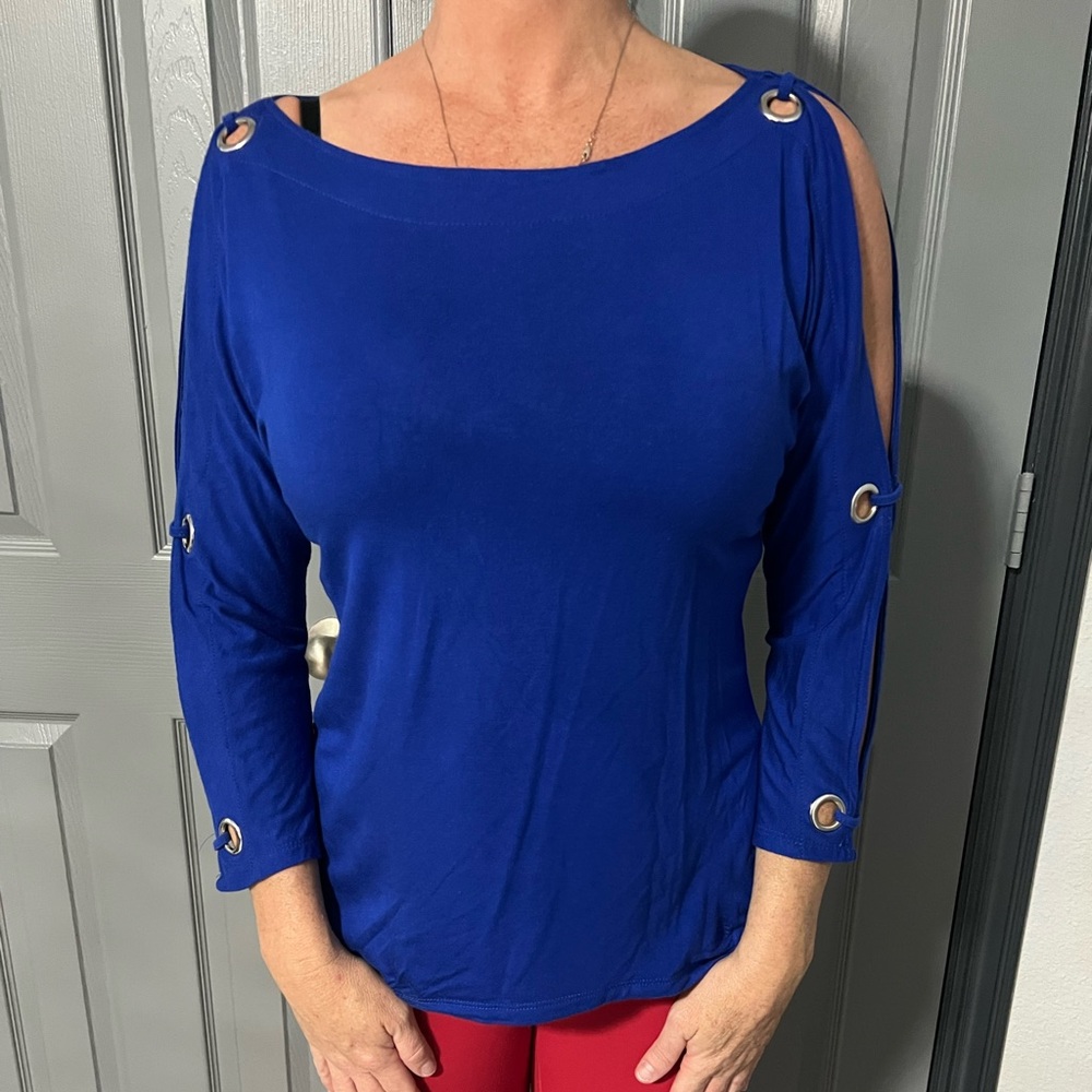 Blue blouse